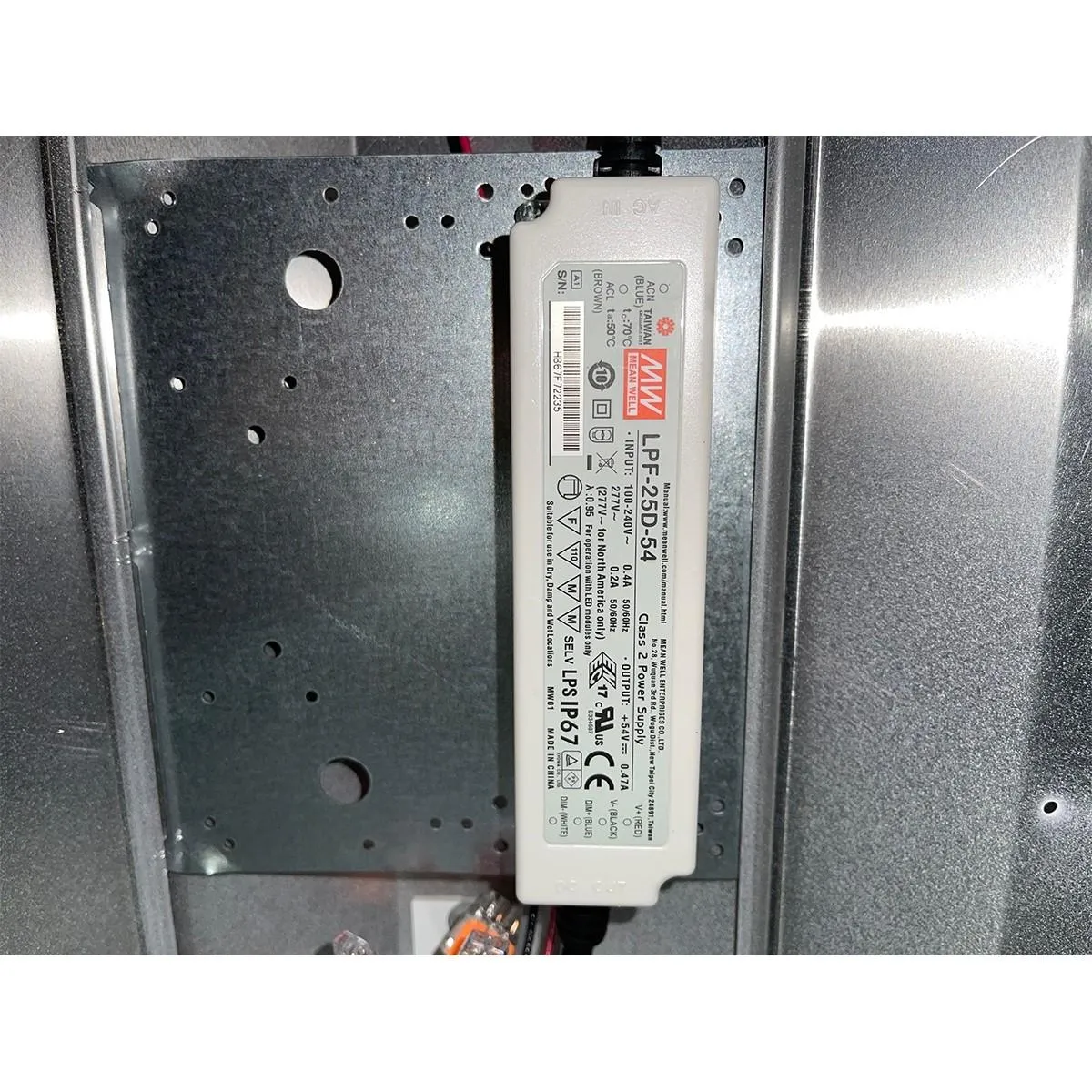 2x4 LED Troffer Retrofit, 3000 Lumens, 4000K, Center Basket