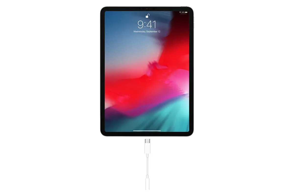 Apple USB-C to 3.5mm Headphone Jack Adapter