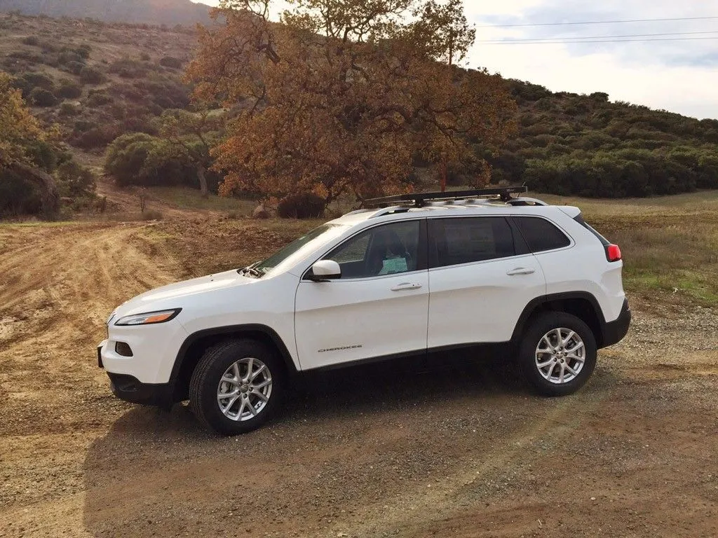 Front Runner Slimline II Roof Rack For Jeep Cherokee KL 2014-Current