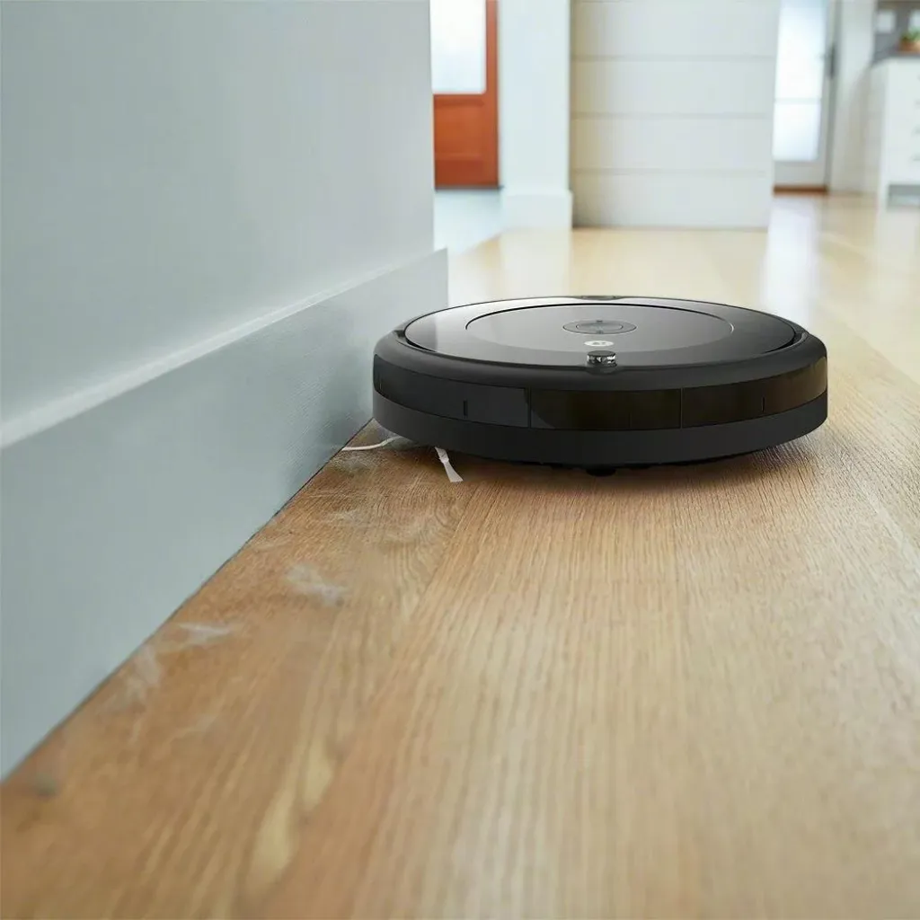 iRobot R692000 Roomba 692 Robot Vacuum