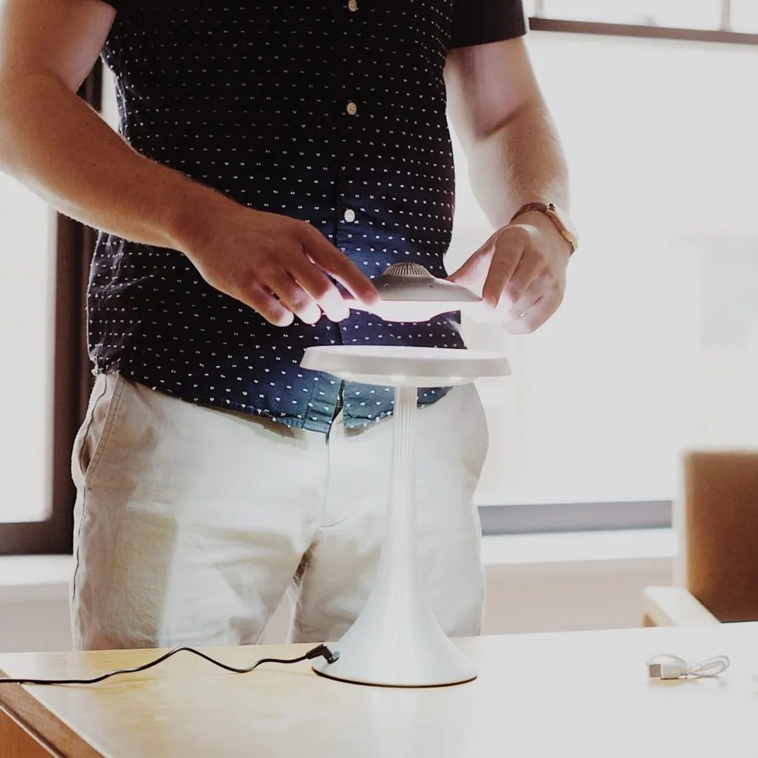 Levitating UFO Speaker