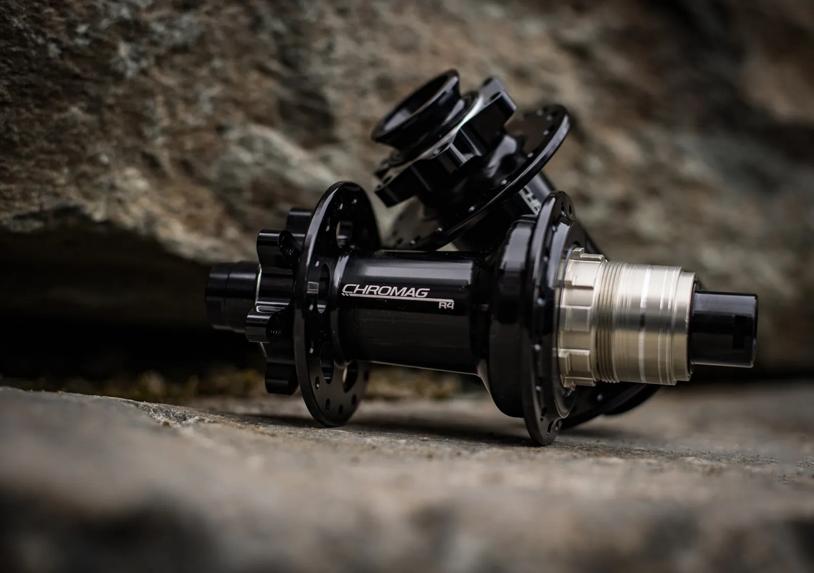 R4 Front Hub Parts