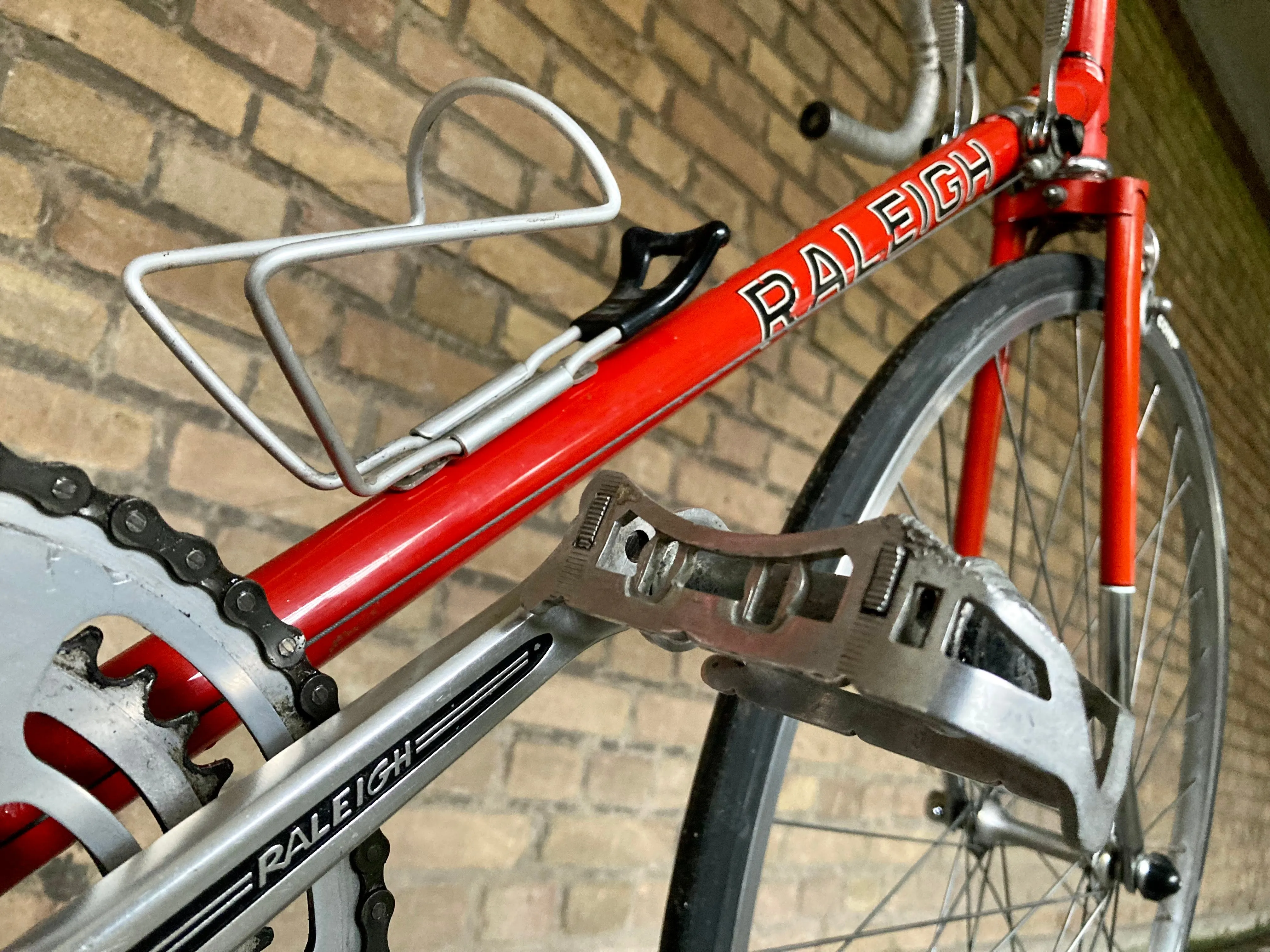 Raleigh 57cm