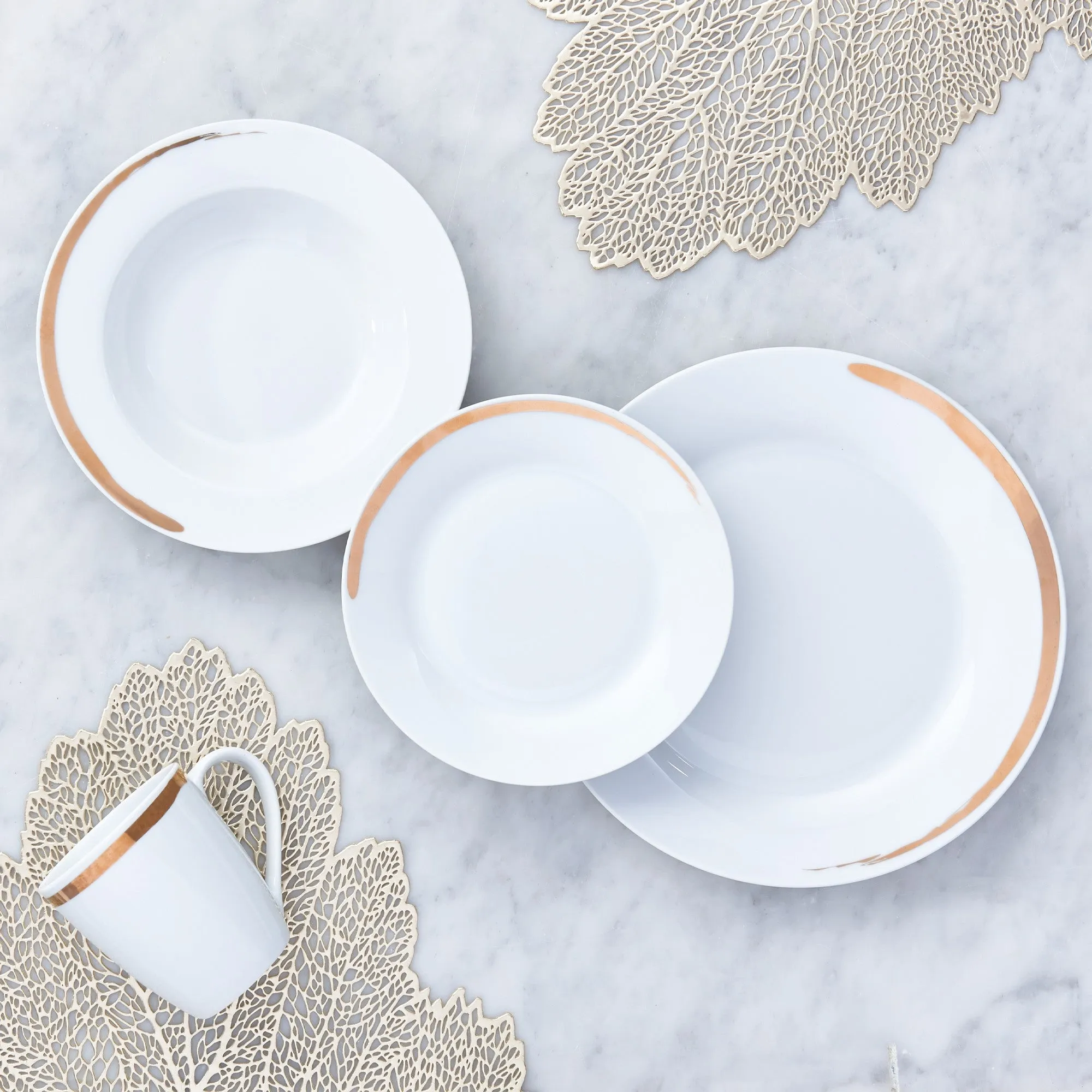 Safdie & Co. Dinnerset 16PC Round Rim Venice